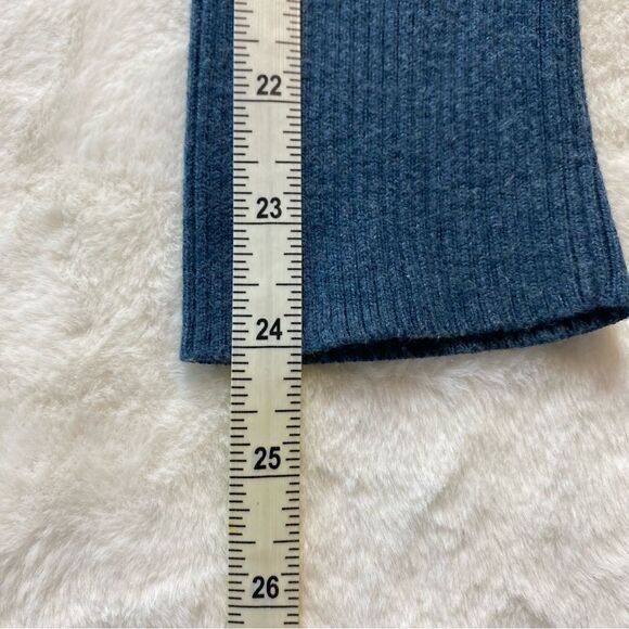 Eddie Bauer Blue Cable Knit Cardigan Sweater Size Medium - Picture 10 of 10